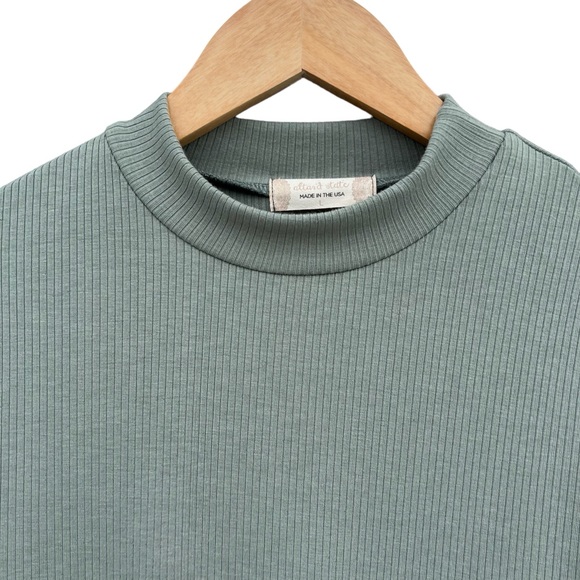 Altar’d State | Mock Neck Bodysuit | L - Picture 2 of 11